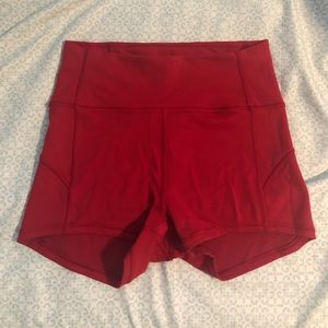 Lululemon In Movement Short Everlux in Flamenco Red